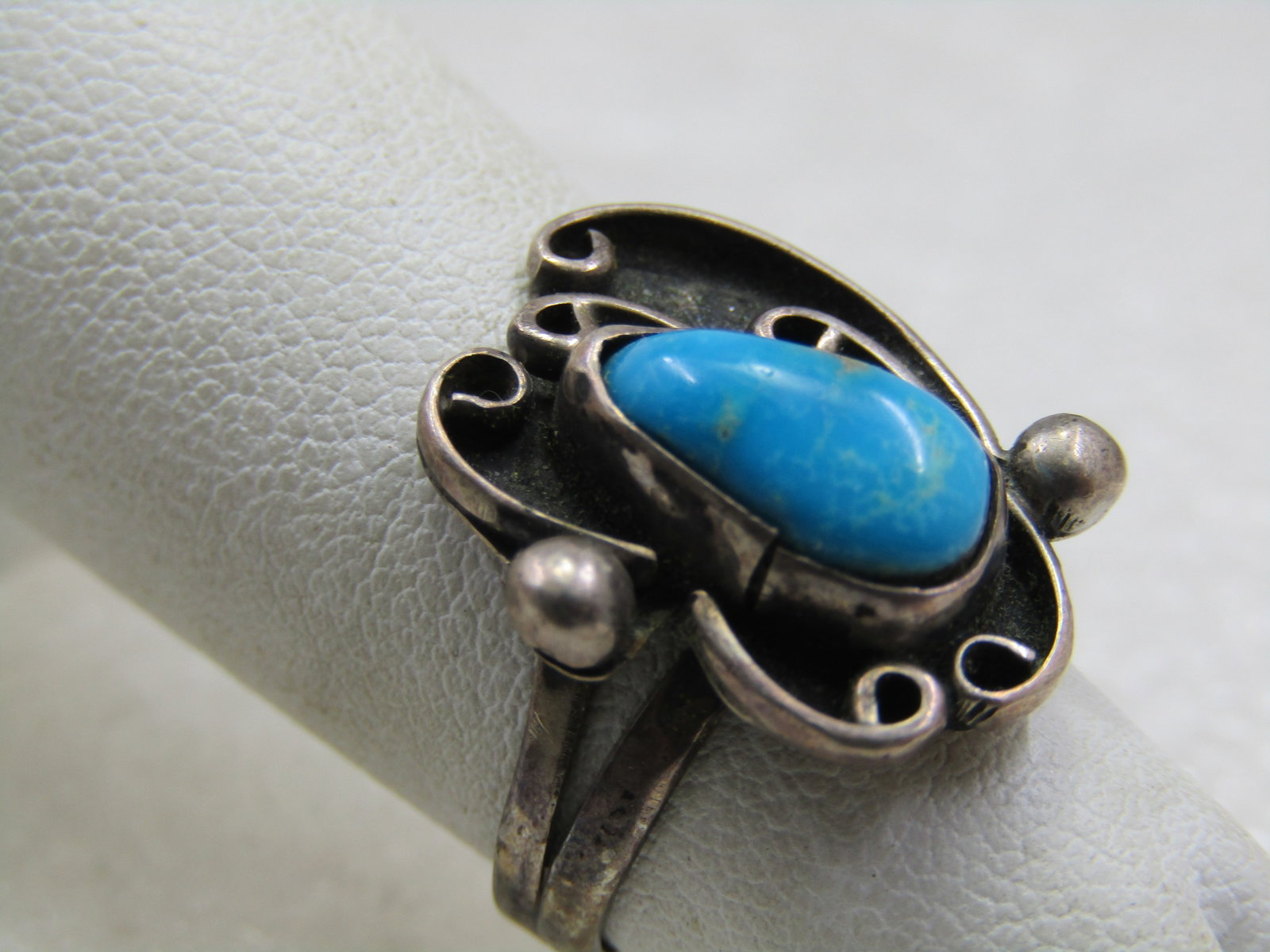 Vintage Southwestern Sterling Turquoise Ring, Sz. 3.5. Shadowbox. - 2