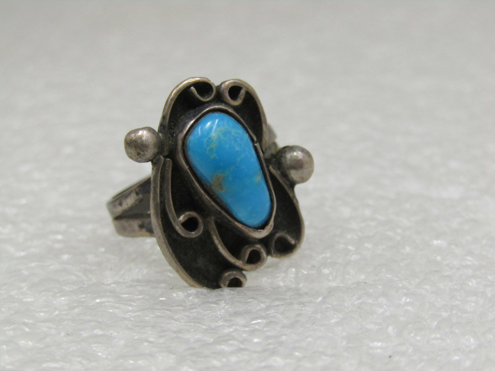 Vintage Southwestern Sterling Turquoise Ring, Sz. 3.5. Shadowbox. - 6