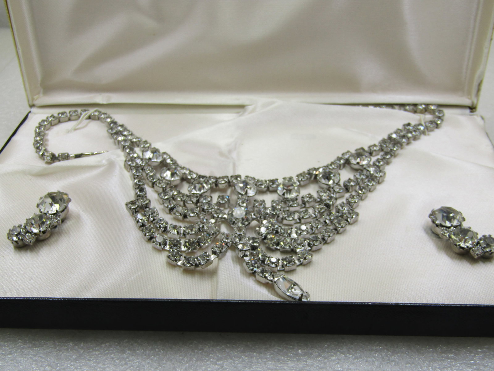 Vintage Rhinestone Bib Necklace and Earrings Art Deco Themed Set in Box - 5