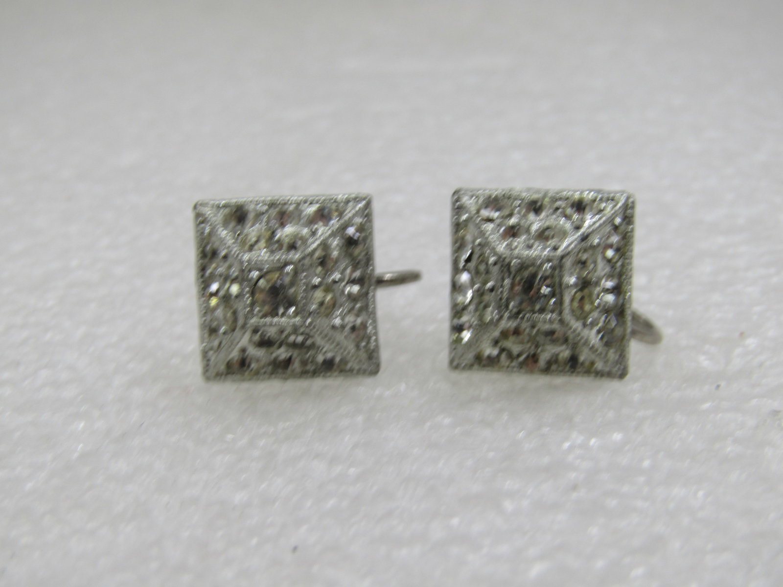 Vintage Rhinestone Pyramid Shaped Earrings, Screwbck, Mid-Century - 4