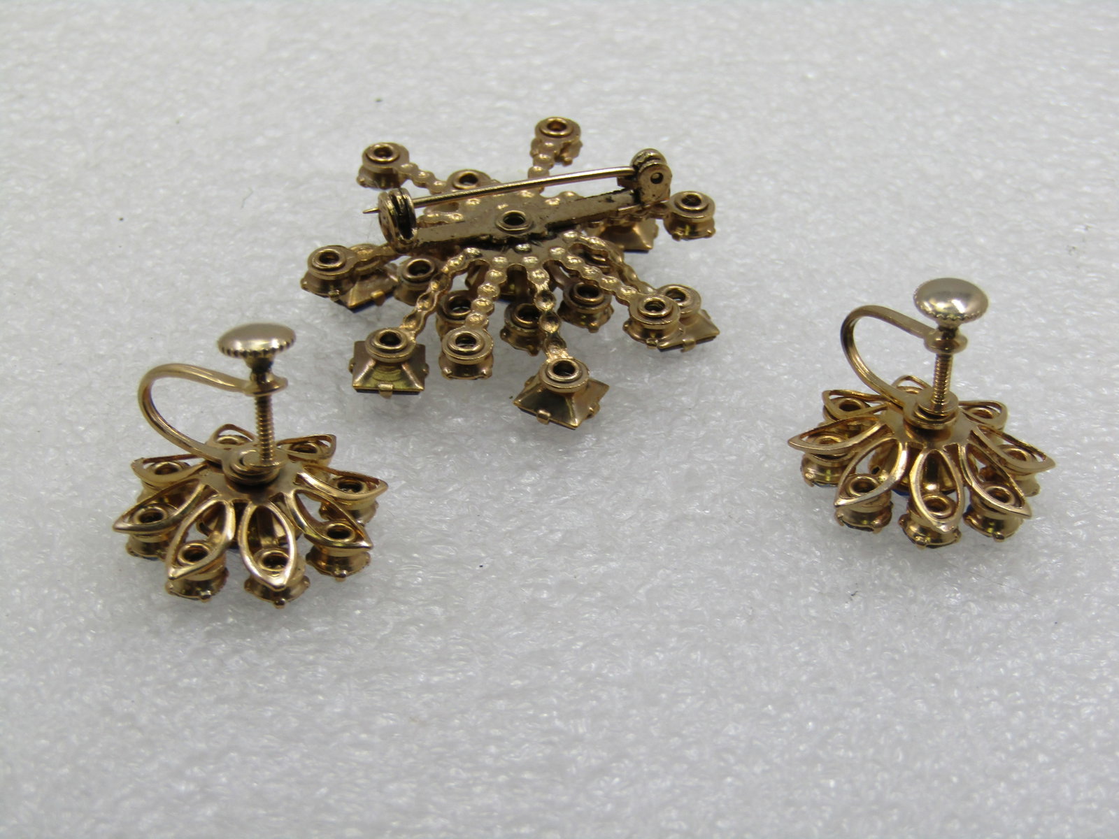 Vintage Rhinestone Brooch and Earrings Set, Screwback, 1950's-1960's - 5