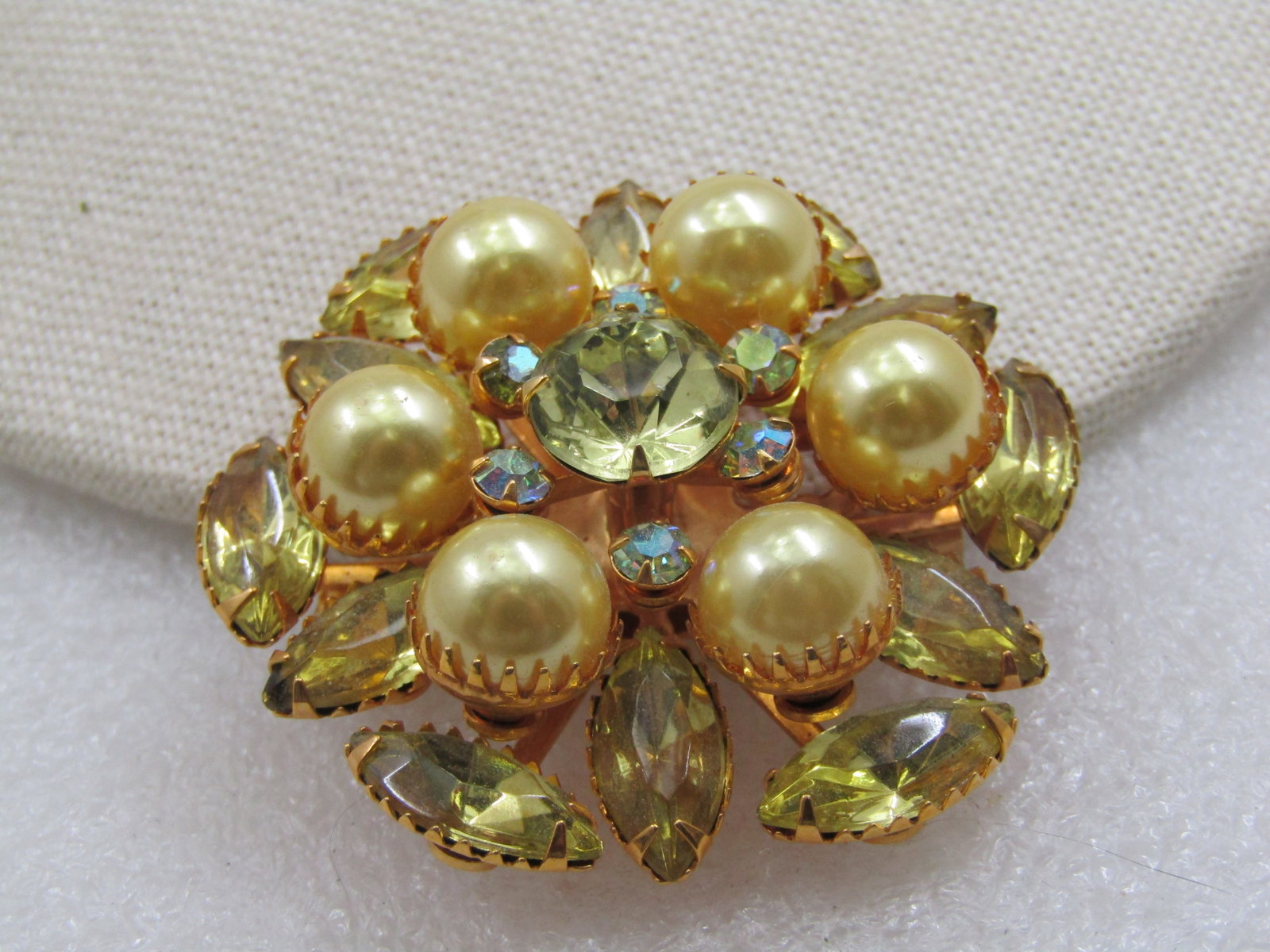 Vintage Yellow and Green Faux Pearl and Rhinestone Statement Brooch - 3