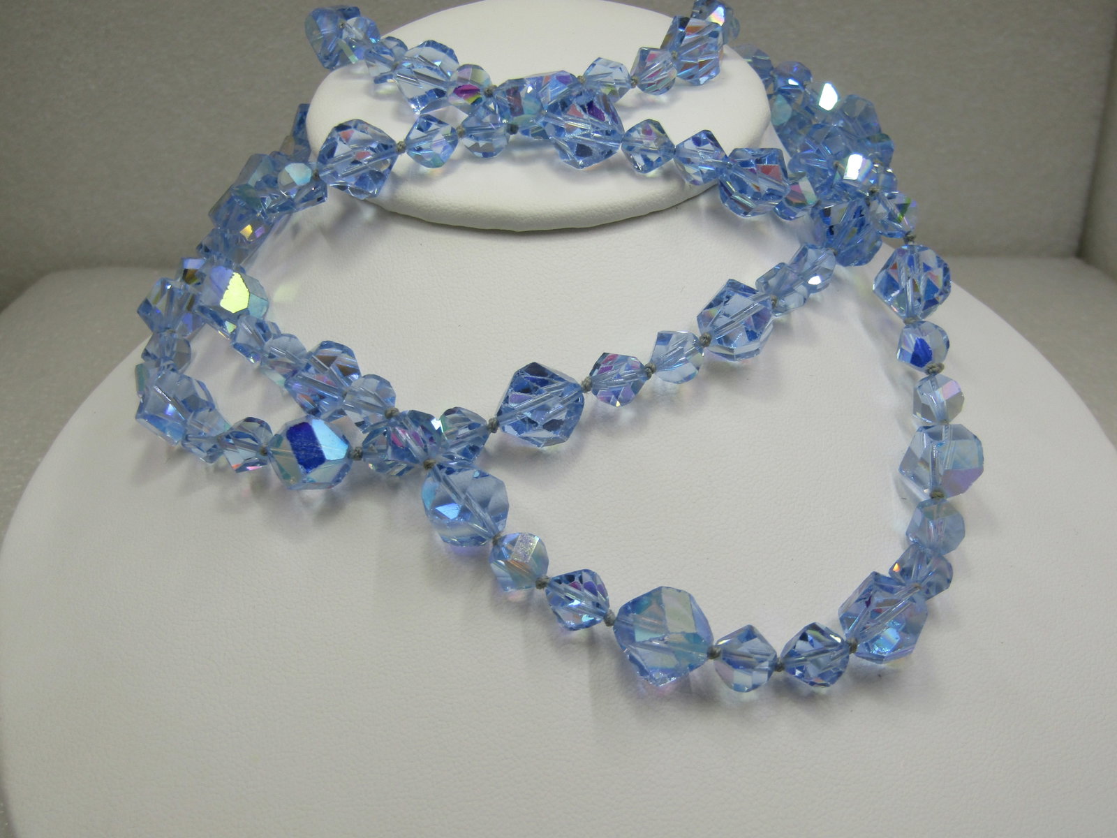Vintage 50" Blue Aurora Borealis Rhinestone Necklce, Mid-Century - 2