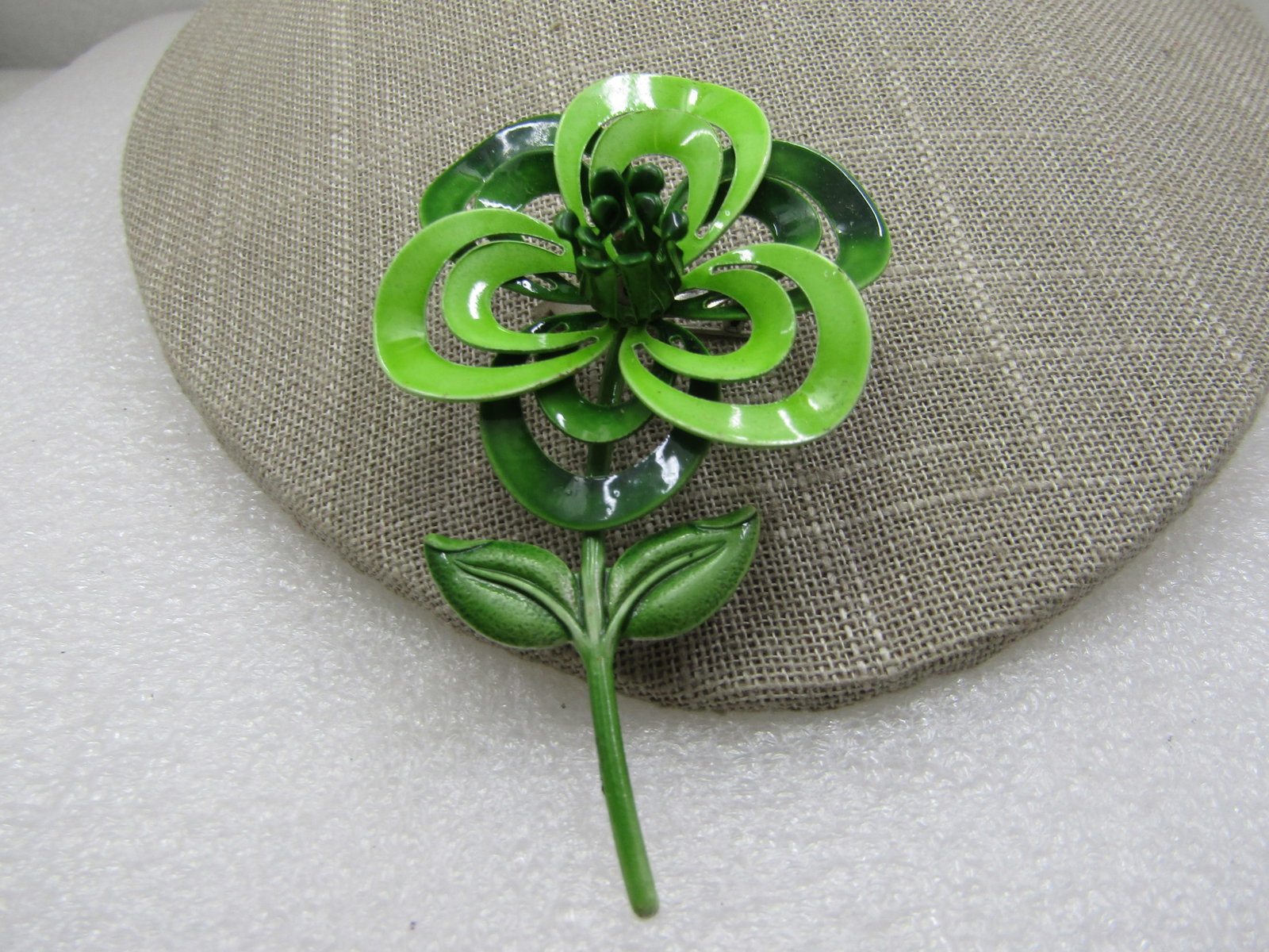 Vintage Green Enameled Floral Blossom and Stem Brooch, 1960's - 3