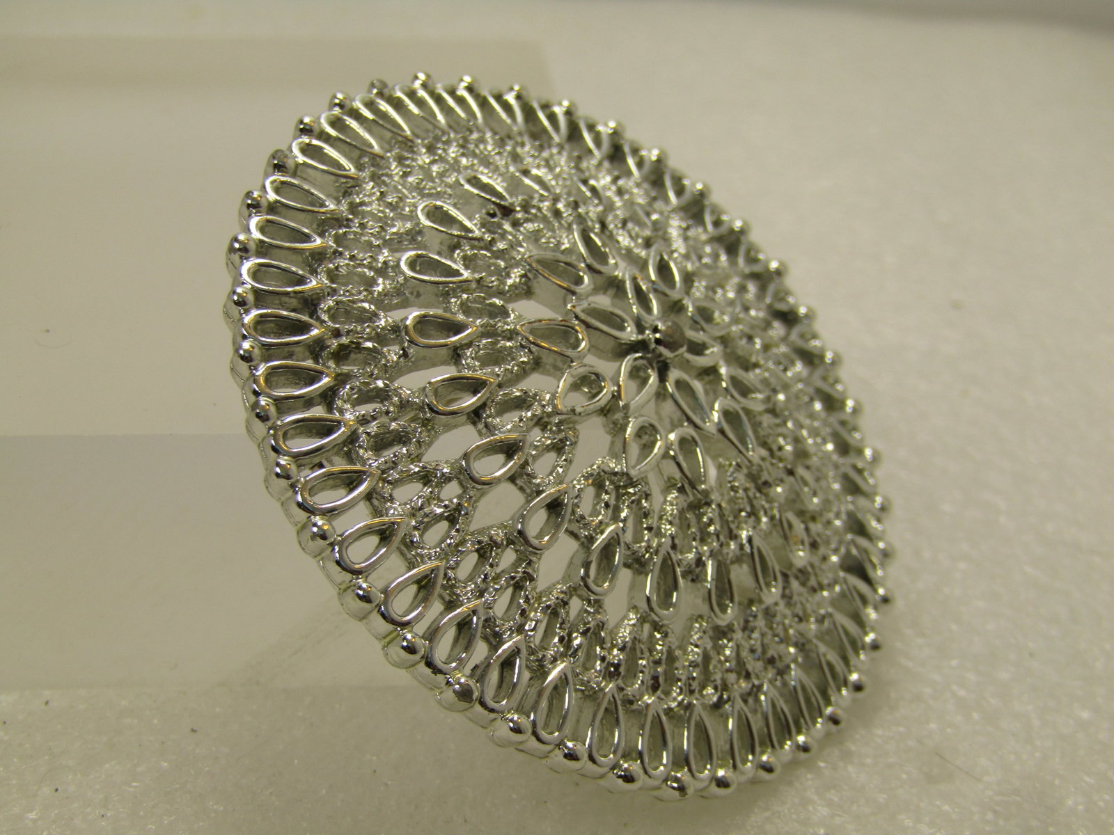 Vintage Large Medallion Domed Brooch, Sarah Cov., 1970's - 3