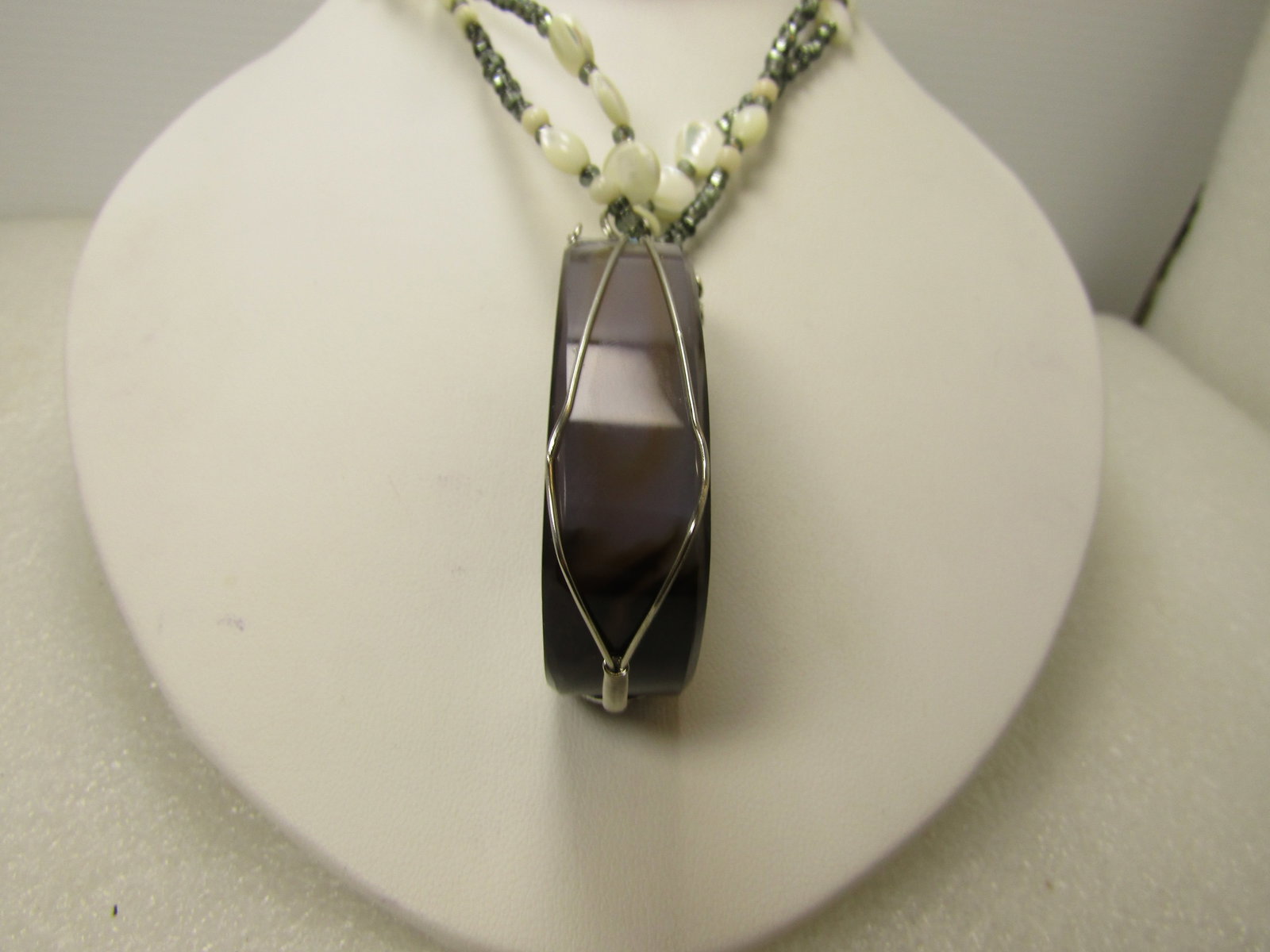 Brown Agate and Druzy Quartz MOP Necklace, Multi-Strand 28". 1980's-1990's - 5