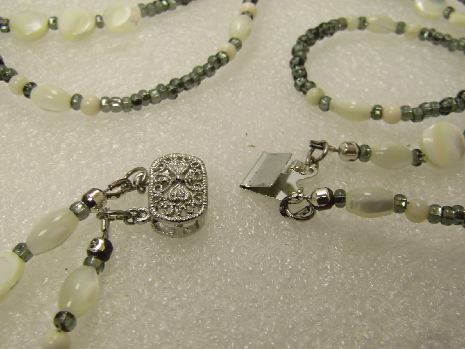 Brown Agate and Druzy Quartz MOP Necklace, Multi-Strand 28". 1980's-1990's - 8