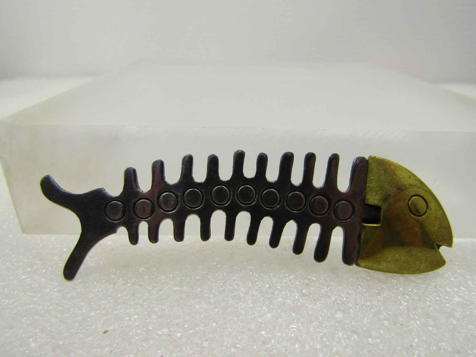 Vintage Sterling and Brass Fish Skeleton Brooch, Mexico, 1960's-1970's, Signed - 6