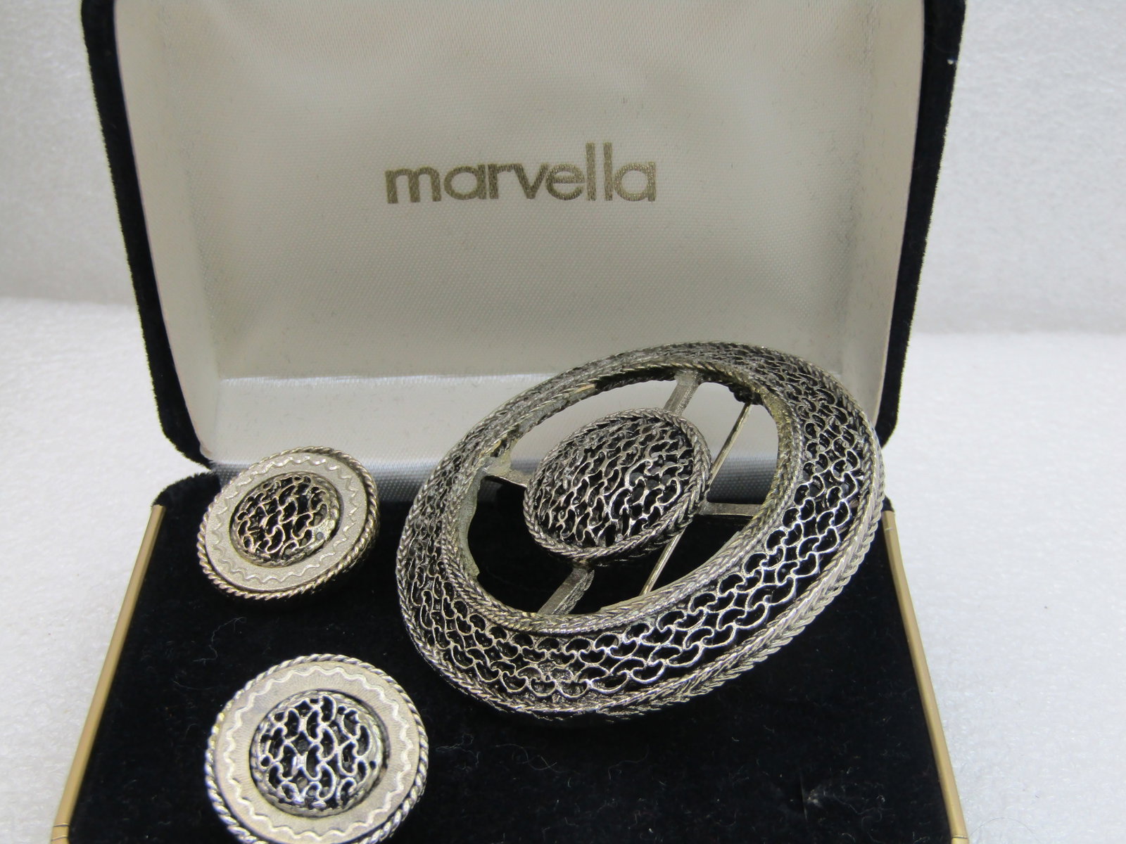 Vintage Marvella Brooch and Clip Earrings Set, in original box - 3