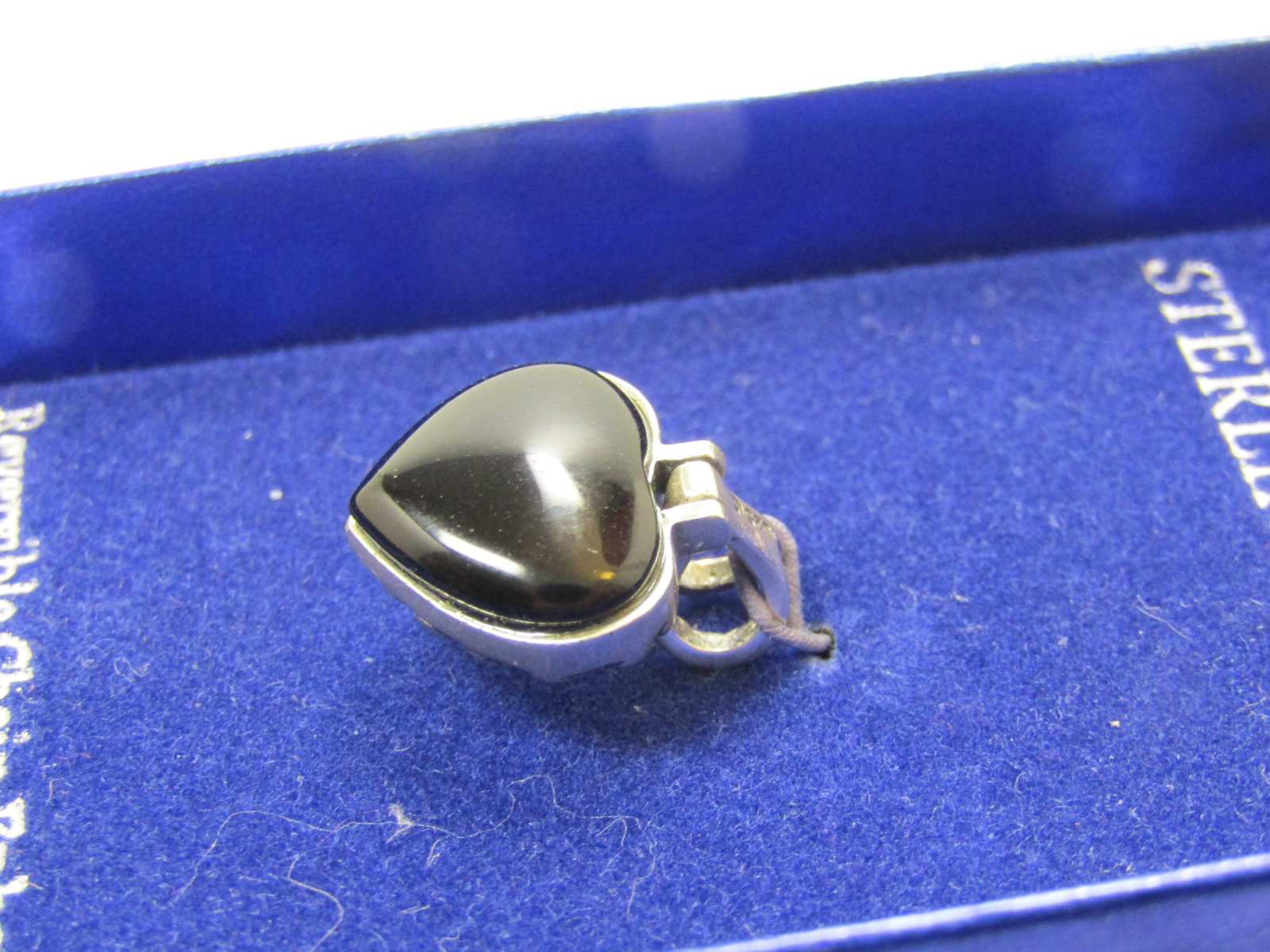 Vintage Sterling Reversible Heart Pendant, Onyx and MOP, In Original Box, 1990's - 5