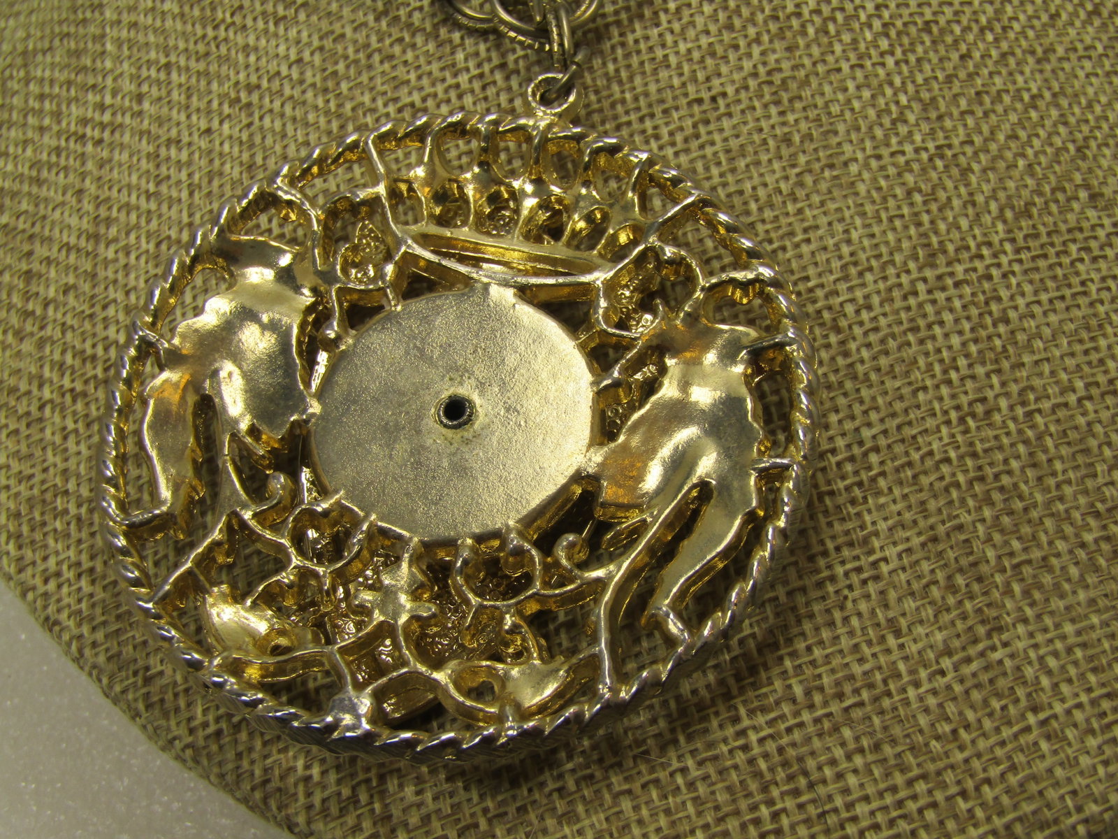 Vintage Enameled Lion Shield Medallion Necklace, 24", 2.5" 1960's-1970's - 4