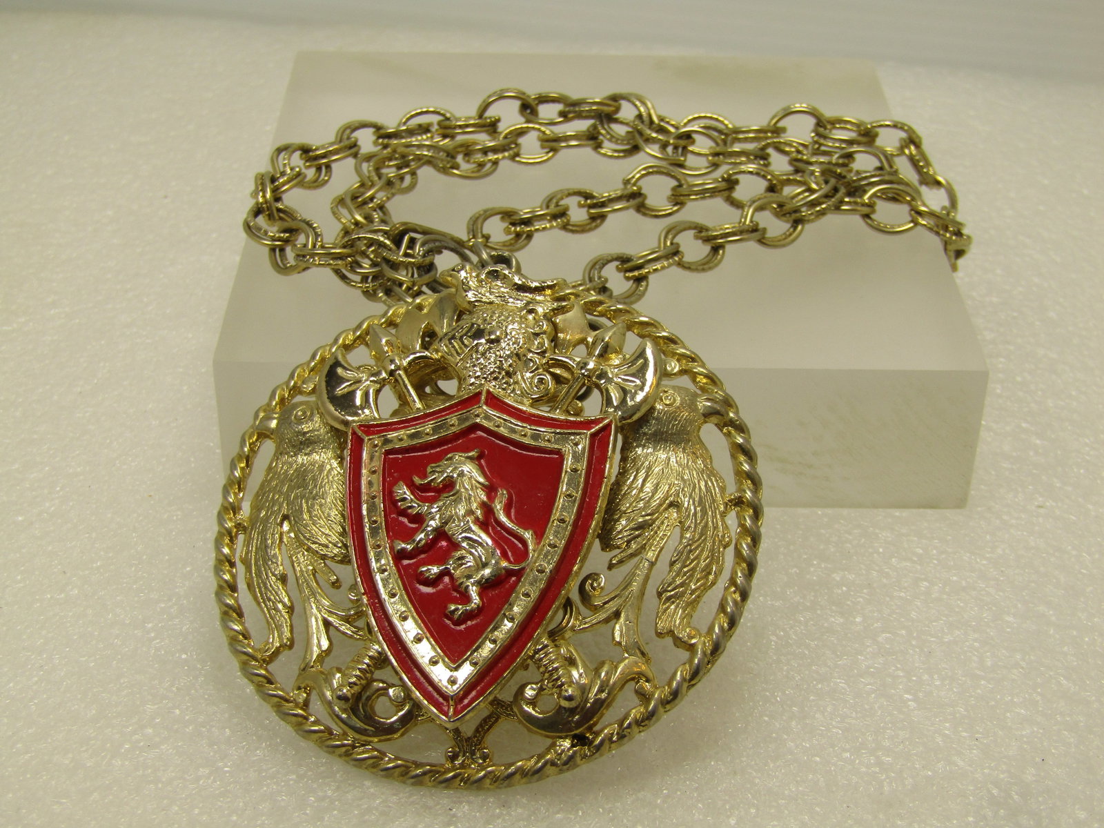 Vintage Enameled Lion Shield Medallion Necklace, 24", 2.5" 1960's-1970's - 6
