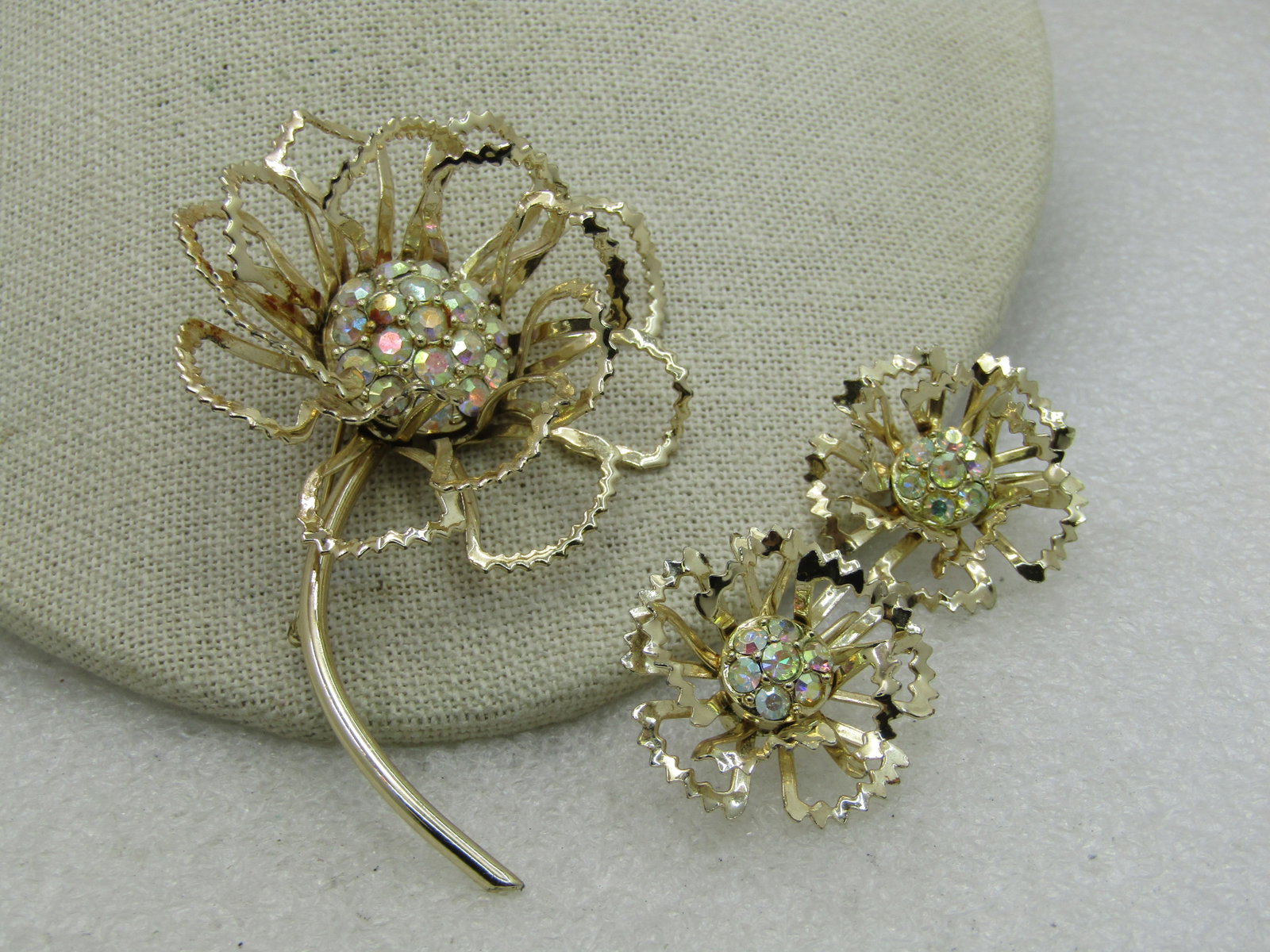 Vintage Sarah Coventry Rhinestone Floral Brooch and Clip Earrings Set 1960's-1970's - 3