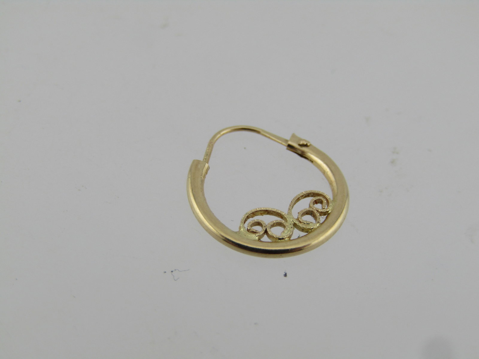 Vintage 14kt Scrolled Hoop Single Earring, 1960's-1970's - 3