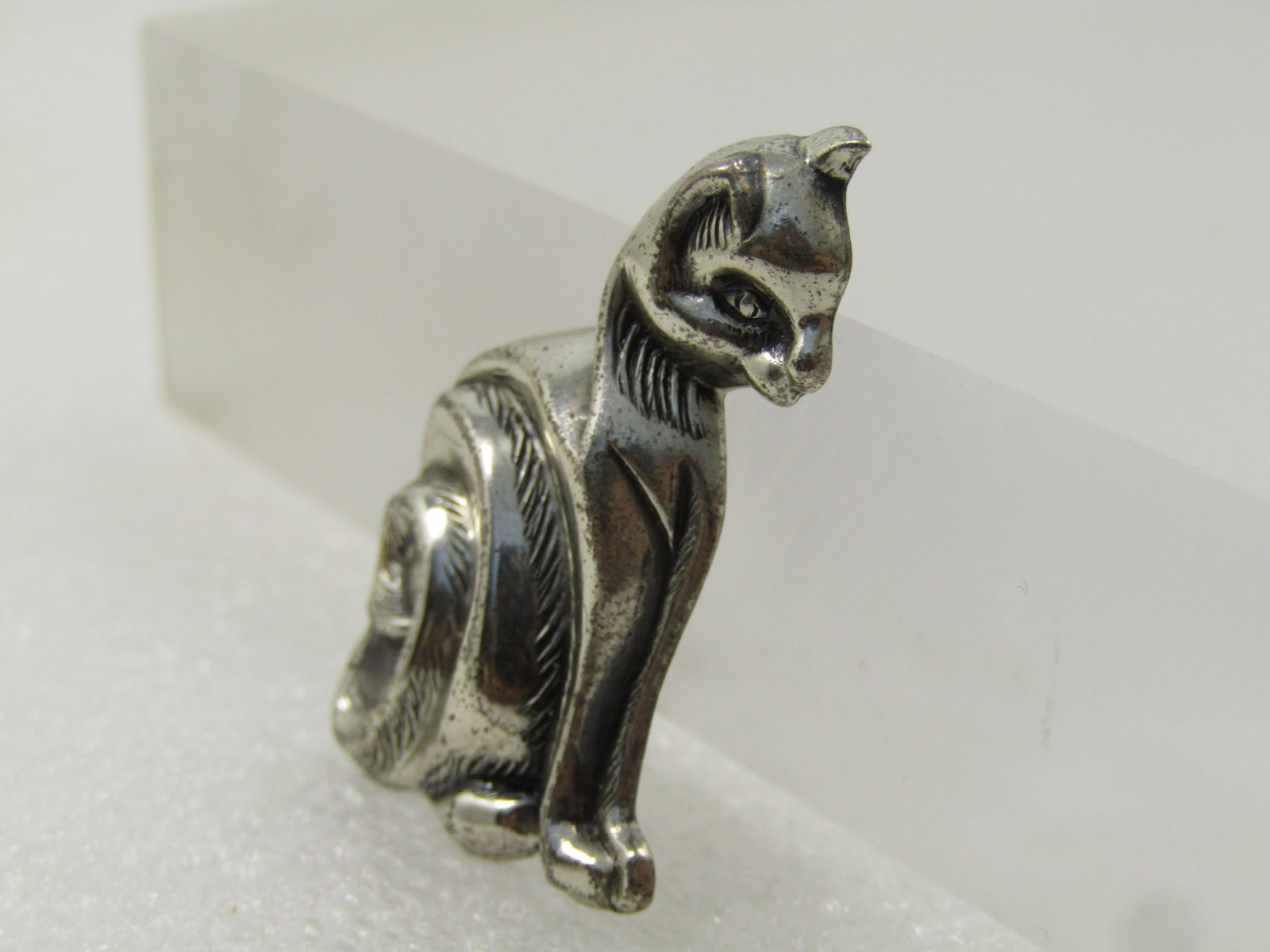 Vintage Sterling Sitting Cat Brooch, Signed Beau Sterling. 1960's-1980's - 2