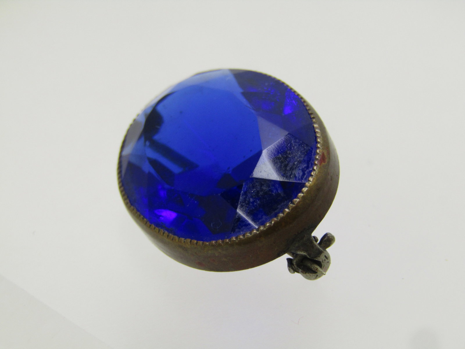 Vintage Brass Blue Glass Brooch, Faceted, 1940's - 5