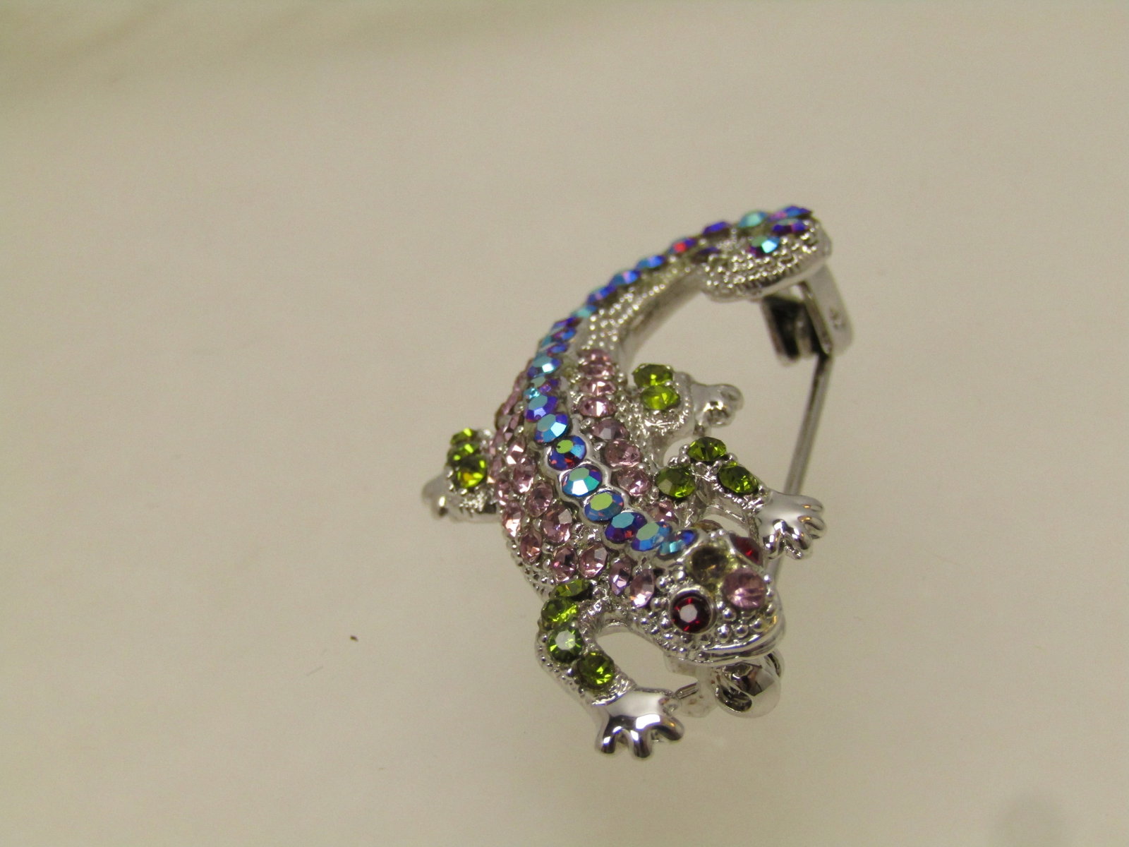 Vintage Rhinestone Lizard Brooch, Aurora Borealis, 1980's - 3