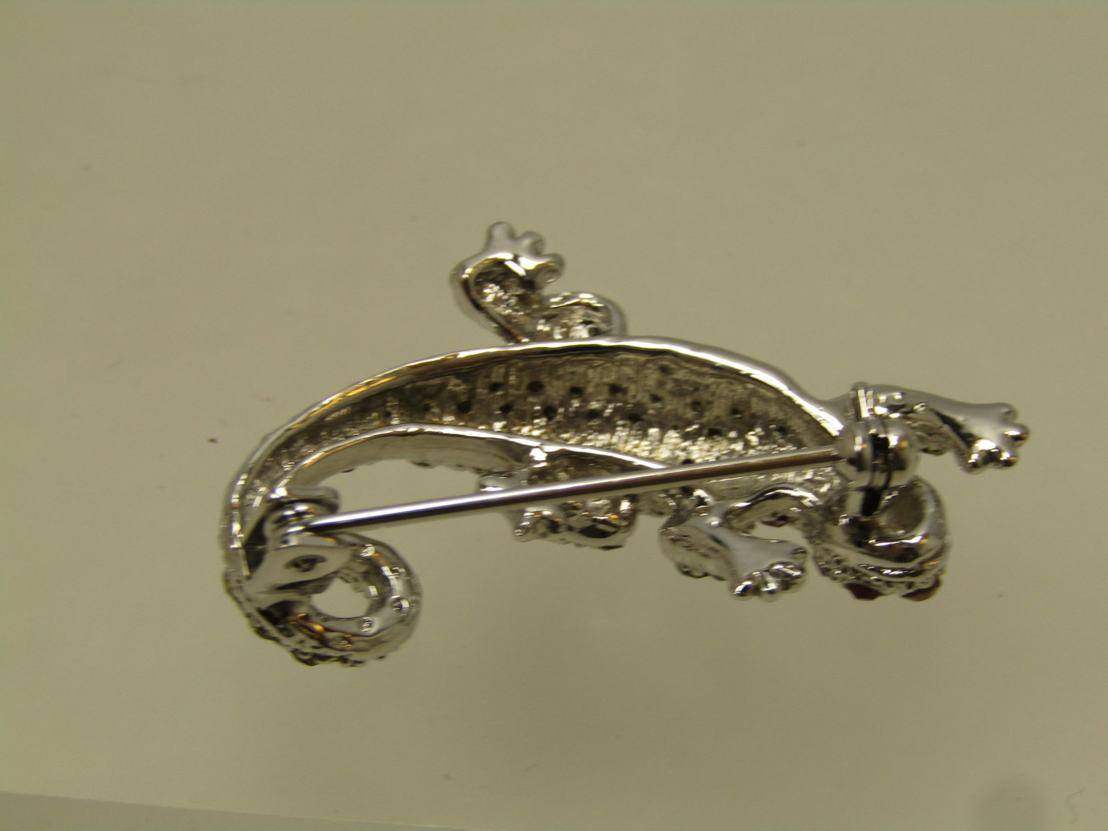 Vintage Rhinestone Lizard Brooch, Aurora Borealis, 1980's - 4