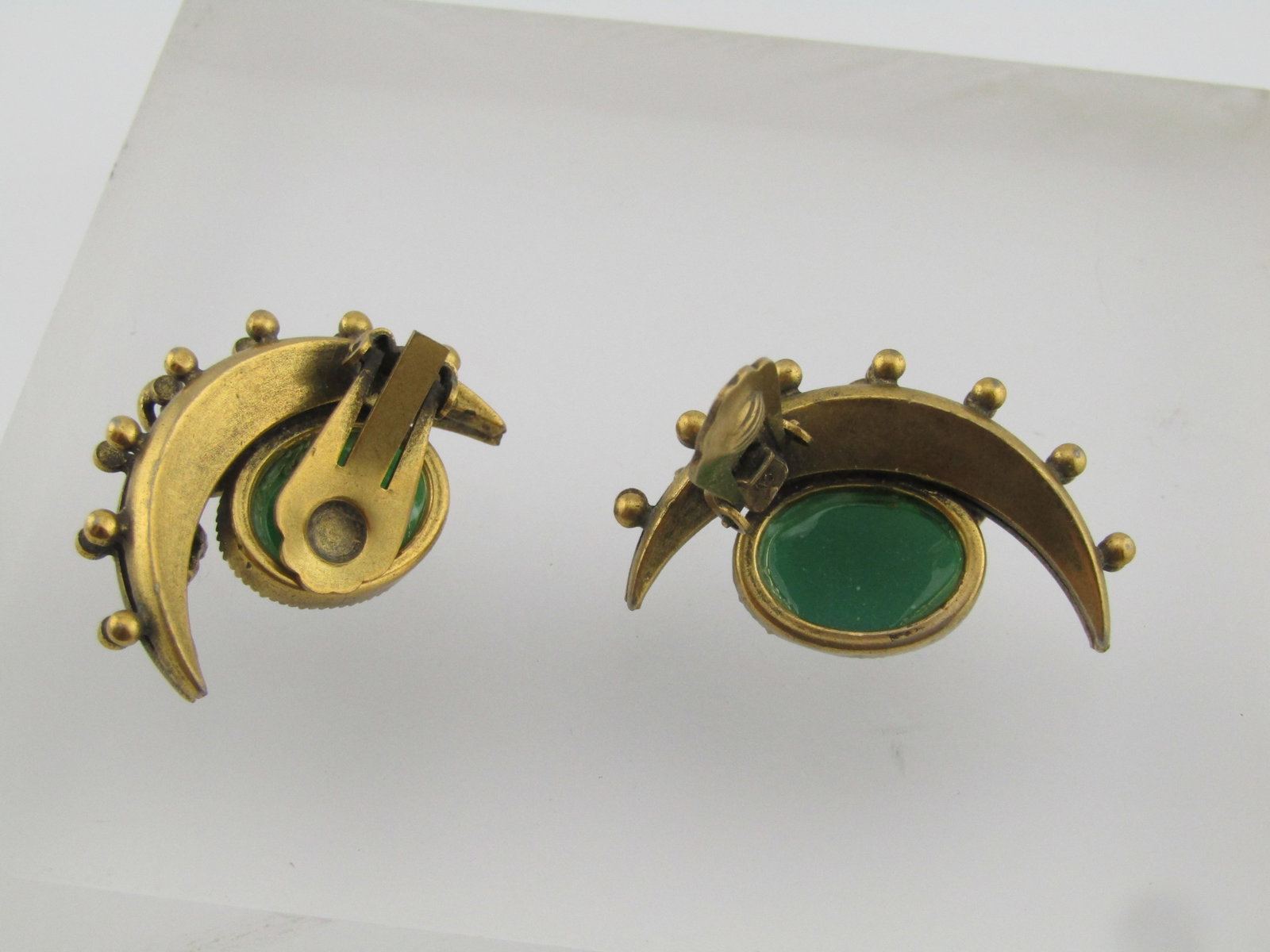 Vintage Victorian Revival Crescent Moon Clip Earrings, 1950's - 5