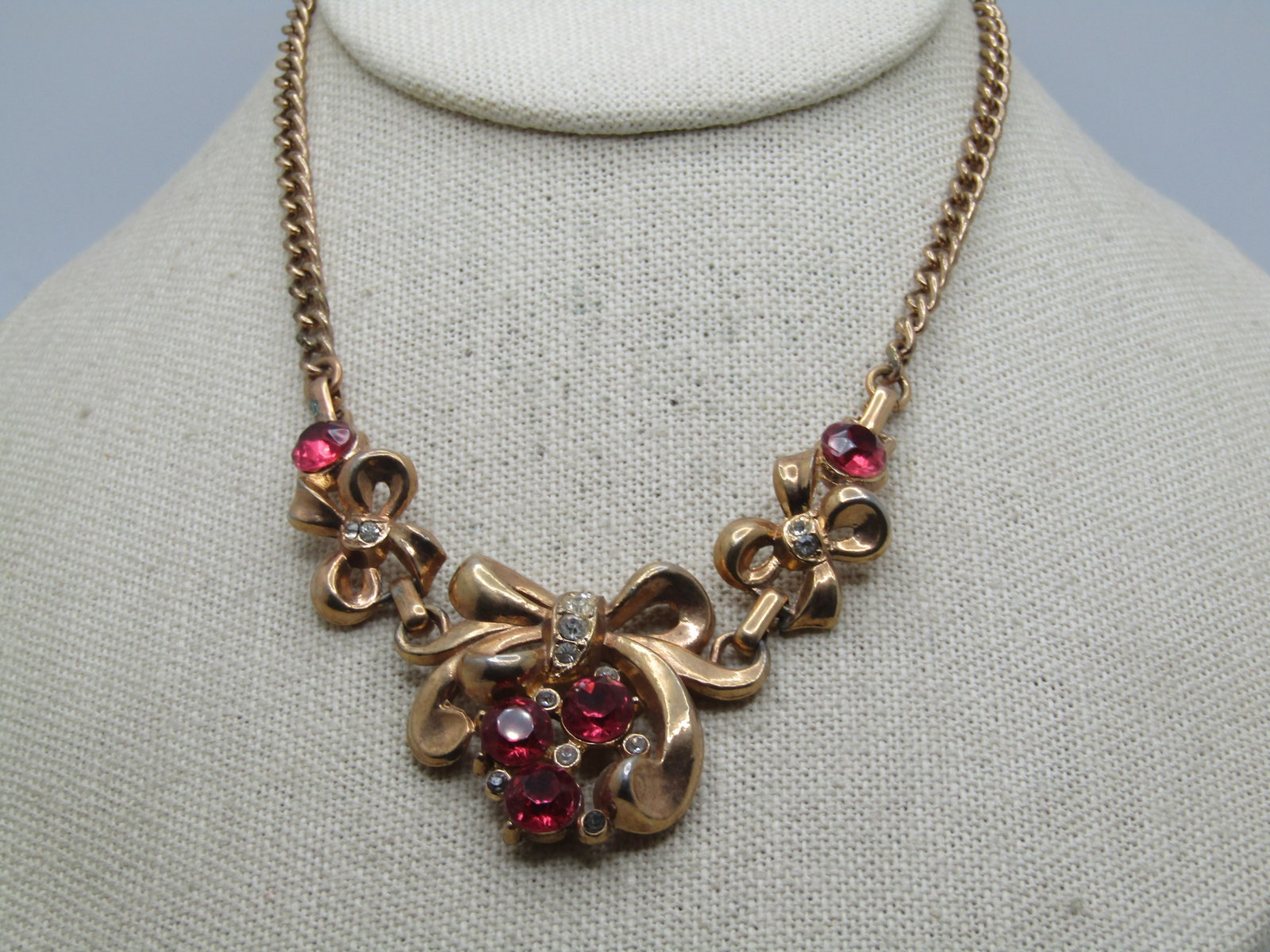 Vintage Lisner Pink and Clear Rhinestone Bow Necklace, 14.5", 1940's-1950's - 2