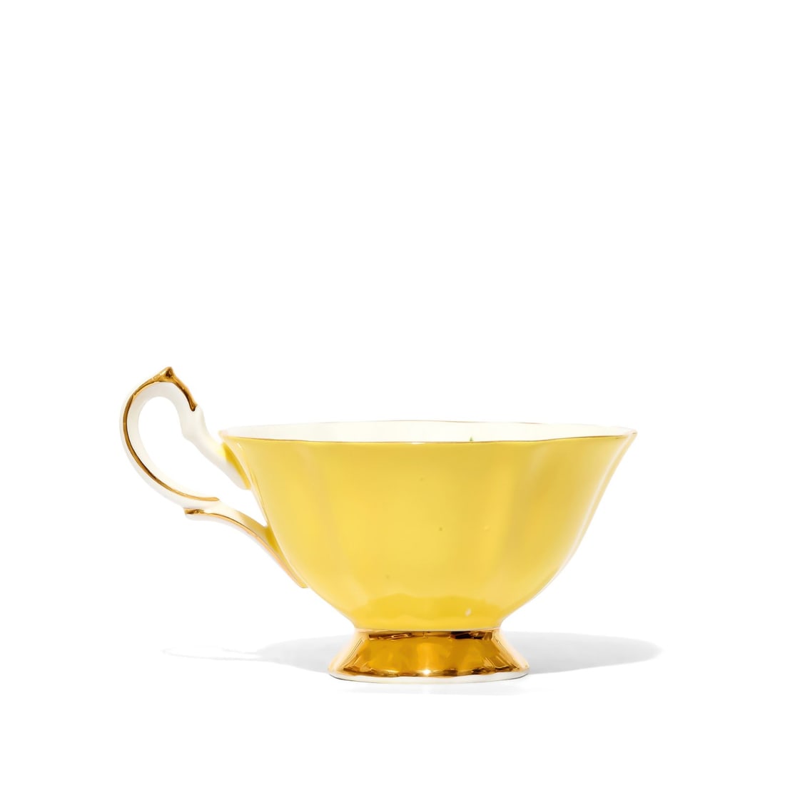 Queen Anne Bone China Teacup and Saucer - 4