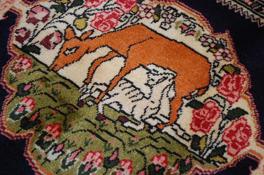 Persian Bijar Rug 2'5"x2' - 5