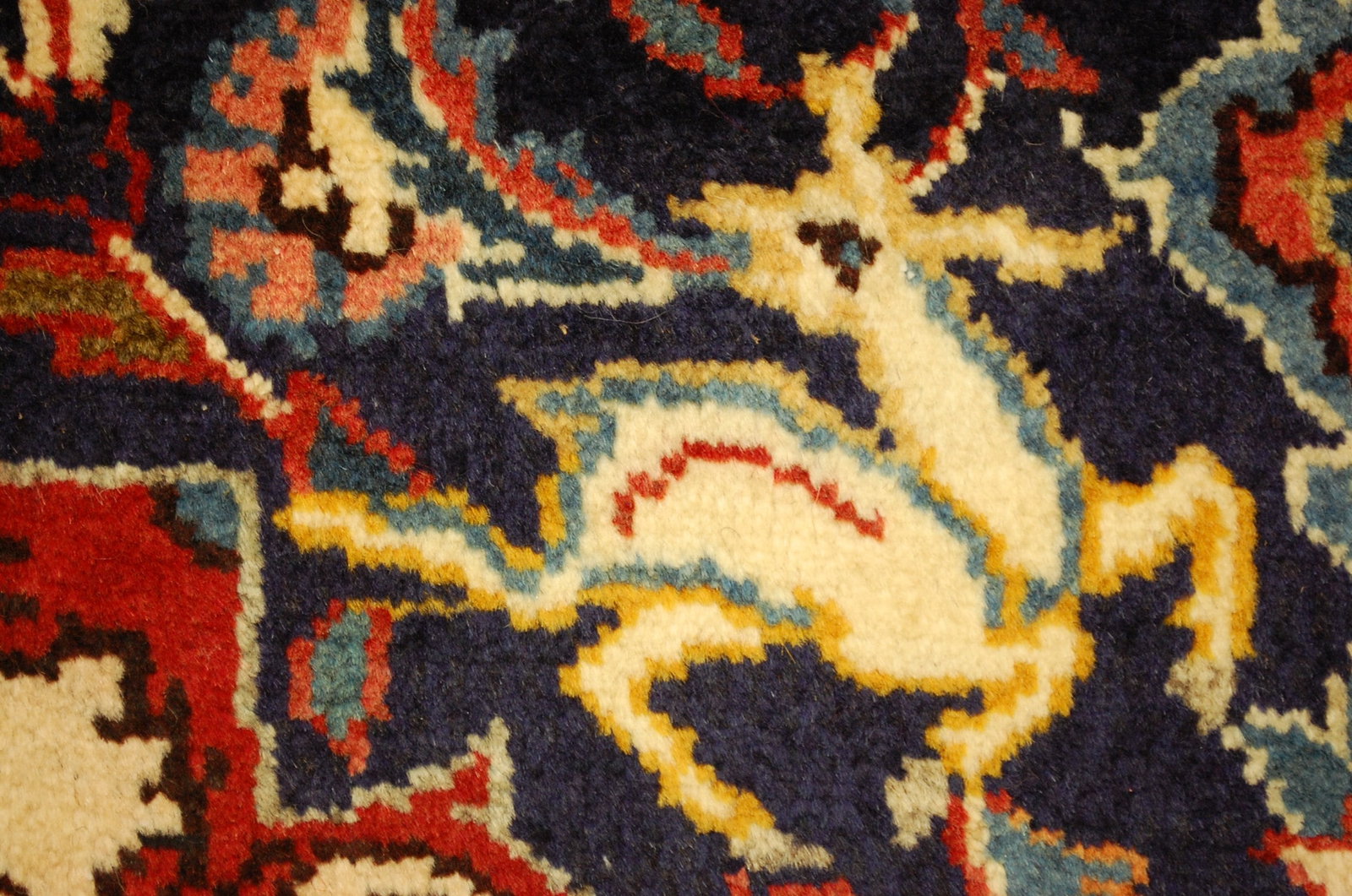 PRSIAN SARUK RUG 2'2" x 2'7" - 8