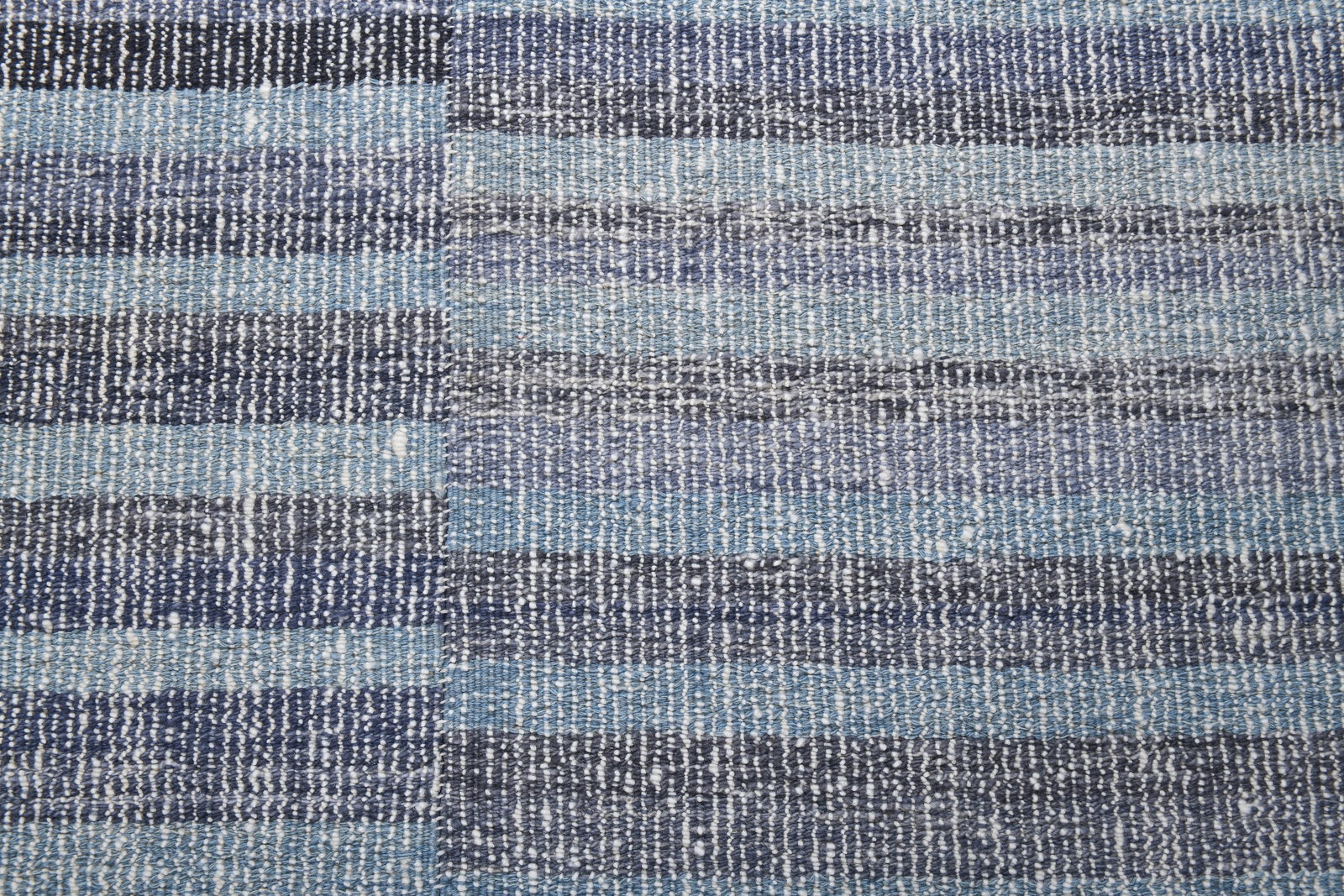 4'7'' x 6'7'' Turkish Handmade Kilim Rug - 242455 - 5