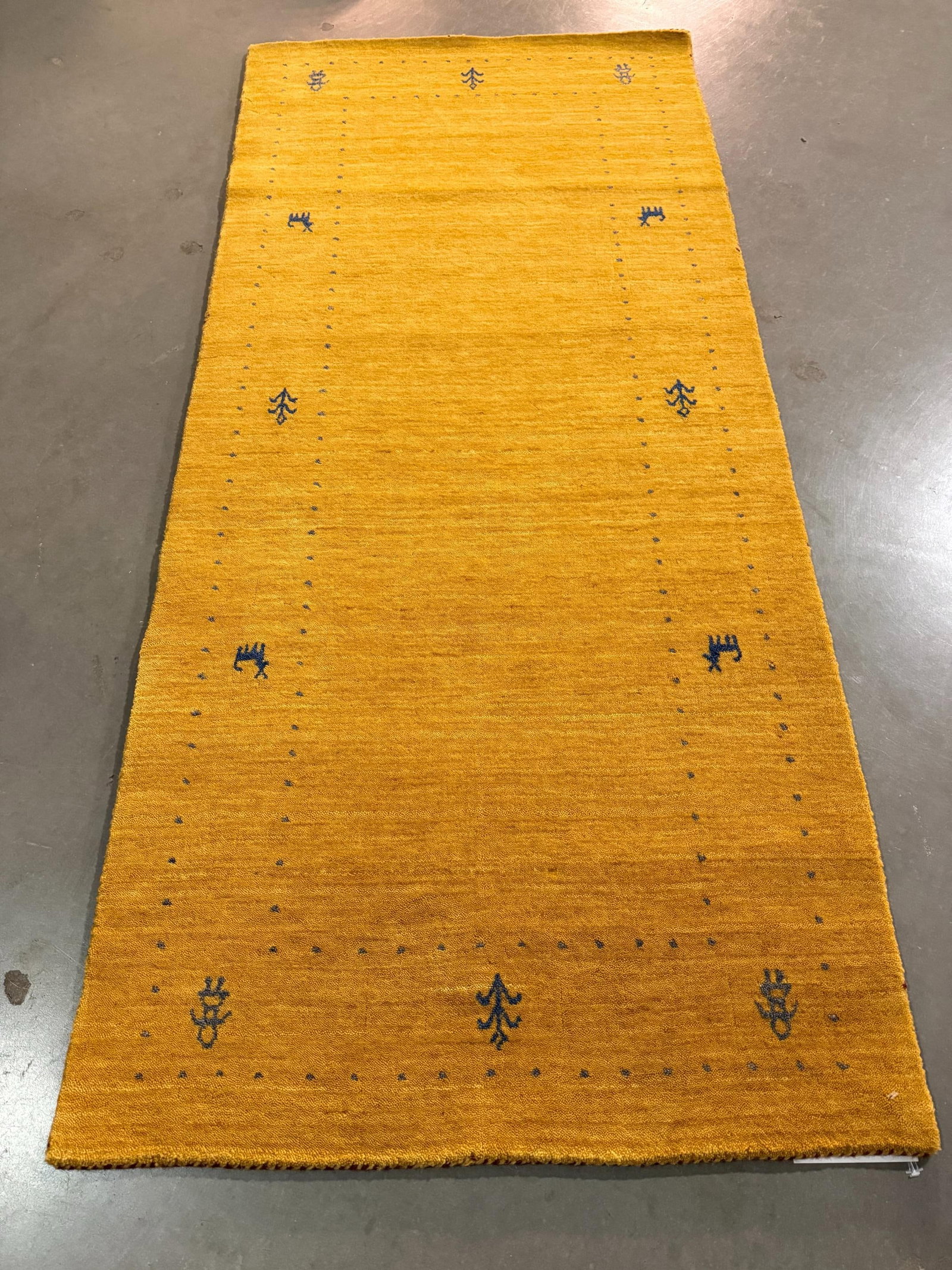 Stunning Gabeh Runner 2.7x5.9: Title:Stunning Gabeh Runner 2.7x5.9 Description:2.7x5.9 Exquisite Gabeh Runner Luxerious Natural Wool Sheen Pile in Yellow Color Hand Knotted in India Reserve: $220.00 Shipping: Domestic: Flat-rate of