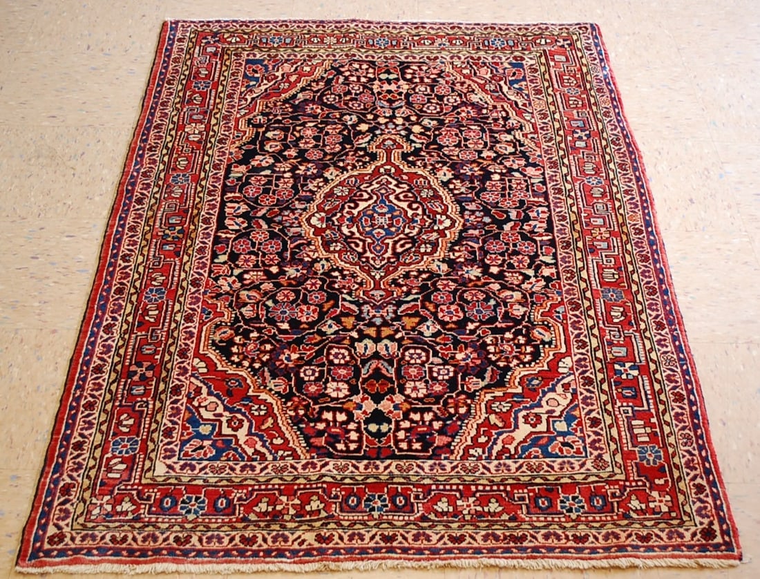 Persian SARUK RUG 3'5"x5': Title:Persian SARUK RUG 3'5"x5' Descritpion:OLD, ANTIQUE NATURAL DYE COLOR COMBINATION_HIGH KPSI WITH FINE KORK WOOL AUTHENTIC HAND KNOTTED Persian SARUK RUG .......size is 3'5"x5'.................Won