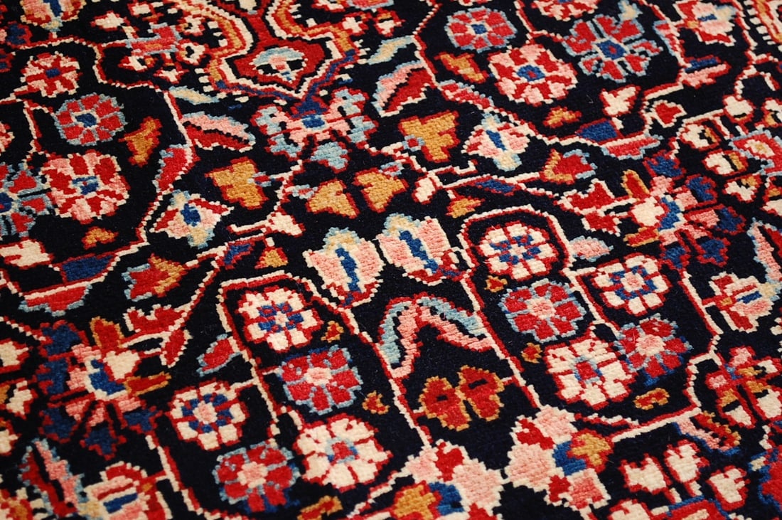 Persian SARUK RUG 3'5"x5' - 7