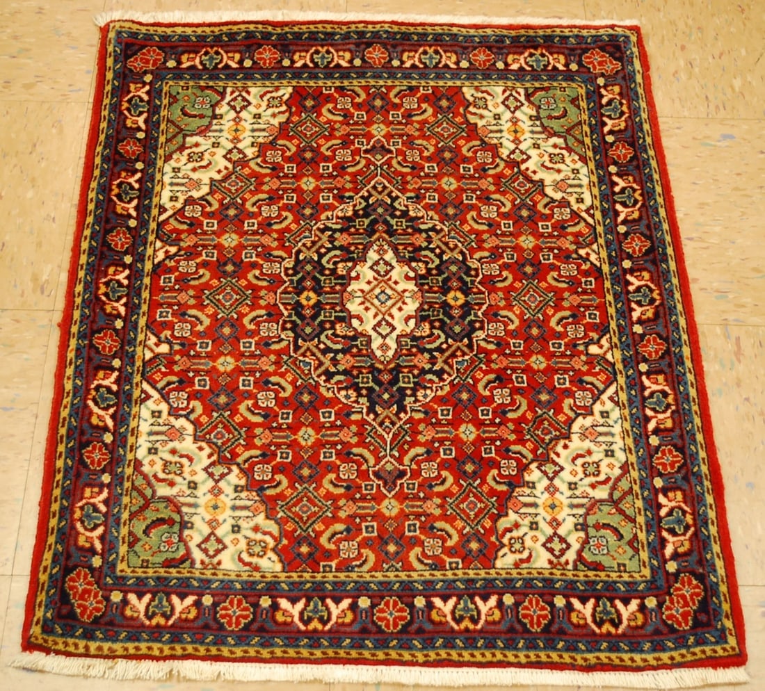 PERSIAN SARUK RUG 2' 3" x 2' 9": Title:PERSIAN SARUK RUG 2' 3" x 2' 9" Descritpion:OLD,ANTIQUE DETAILED FINE AUTHENTIC HANDKNOTTED PERSIAN SARUK RUG .......HIGH KPSI........ size is 2' 3" x 2' 9"..... .......colors including Blues,Re