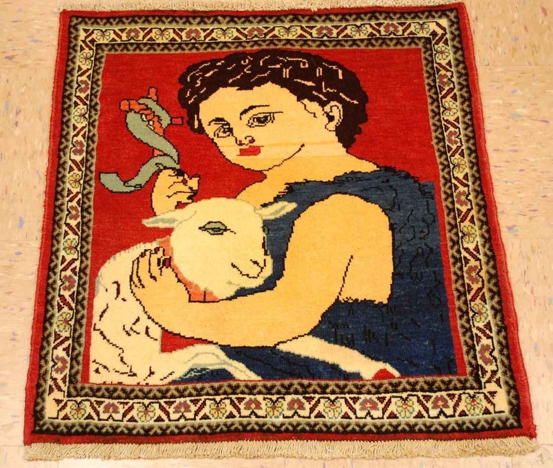 Persian TABRIZ RUG 1'3"X2'4": Title: Persian TABRIZ RUG 1'3"X2'4" Descritpion:OLD, ANTIQUE TRUE BEAUTY SUPER DETAILED WITH AMAZING COLOR COMBINATION HUMAN SUBJECT PICTORAL AUTHENTIC HAND KNOTTED Persian TABRIZ RUG .......size is 1