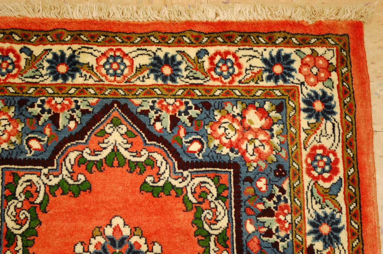 Persian SARUK RUG 2'2" x 2'9" - 3