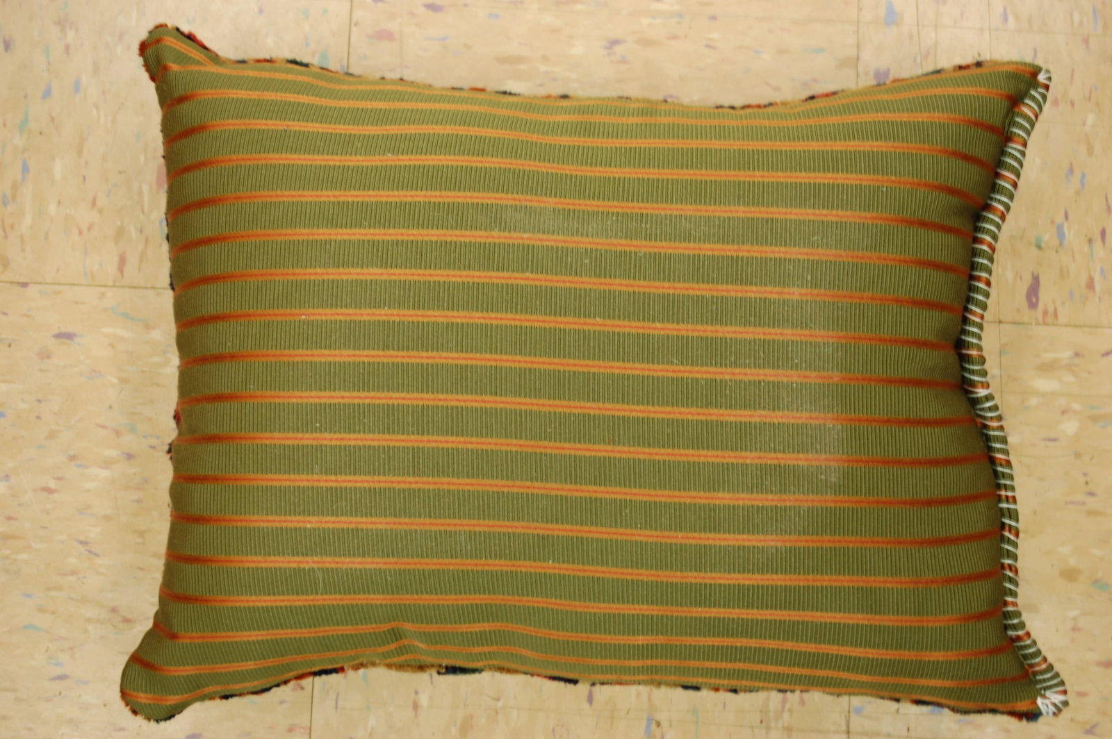 Hand-Made antique rug Pillow Cushion Rug 1'2" x 1' 8" - 3