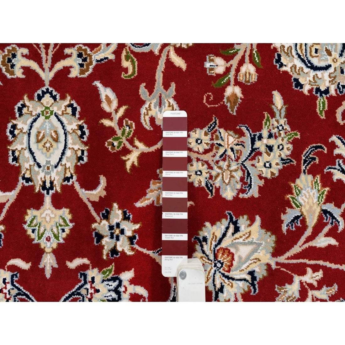 Cherry Red Hand Knotted Nain Flower Design 250 KPSI Wool Round Rug - 8