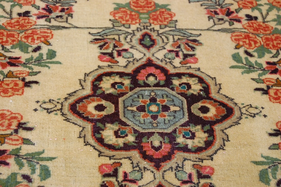 Persain BIJAR RUG 2' x 2' 1" - 5