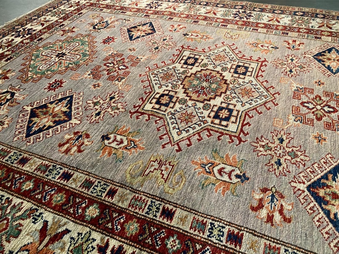 EXQUISITE FINE SUPER KAZAK RUG 5'.1"x6'.7" - 11
