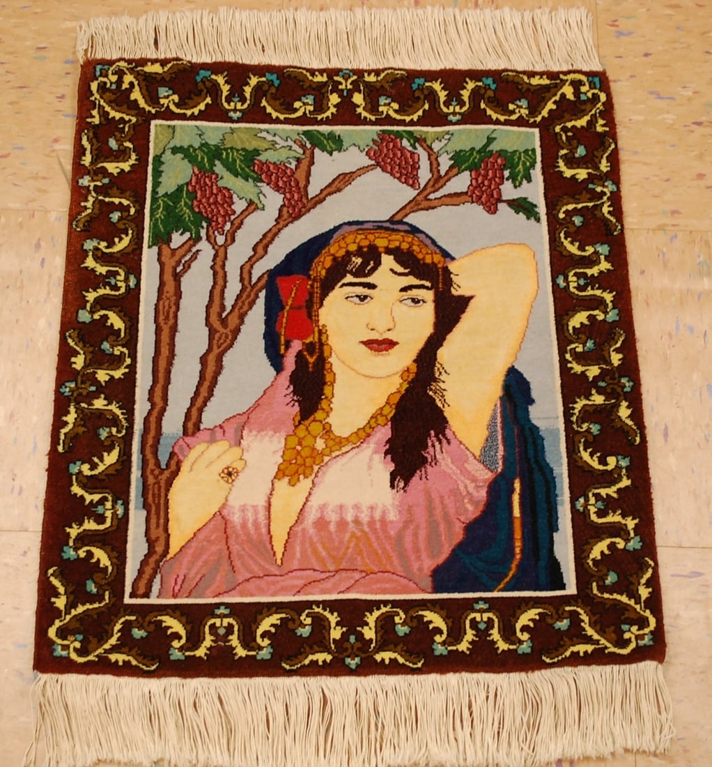 Persian TABRIZ RUG 1'8"X2' (1 of 9)