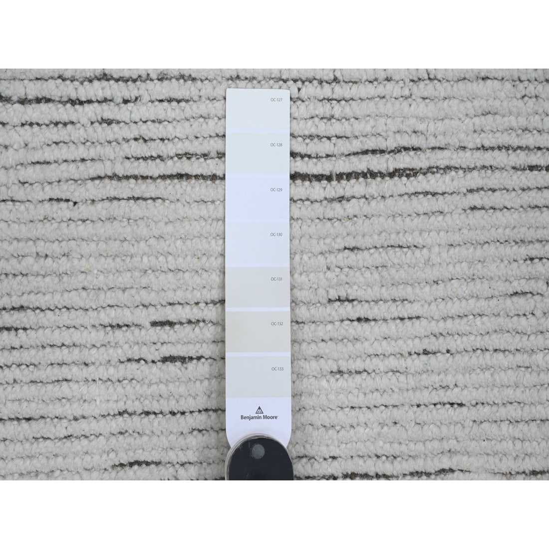 White Moroccan Weave with Geometric Pattern Wool Hand Knotted XL Rug - 7