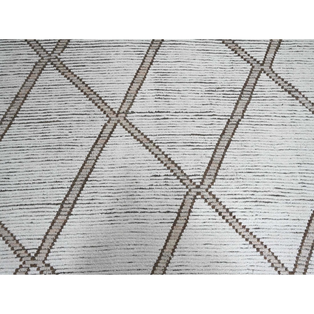 White Moroccan Weave with Geometric Pattern Wool Hand Knotted XL Rug - 8