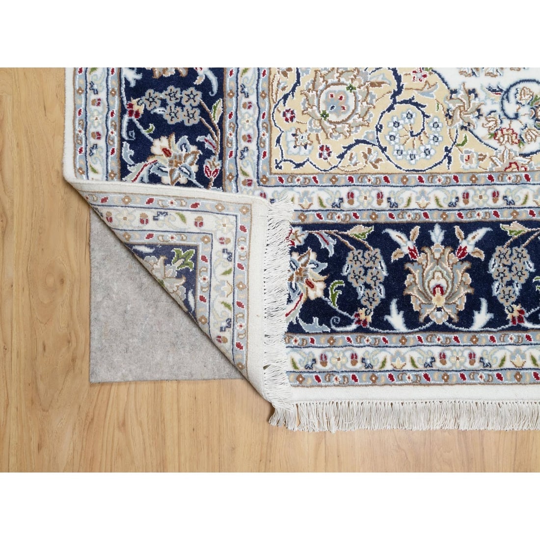 Stone White, Nain Design, 250 KPSI, Wool and Silk Hand Knotted Rug - 4