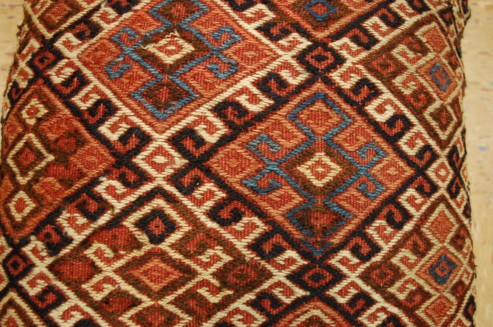 Hand-Made Pillow Cushion Rug 1'6" x 1' 8" - 2