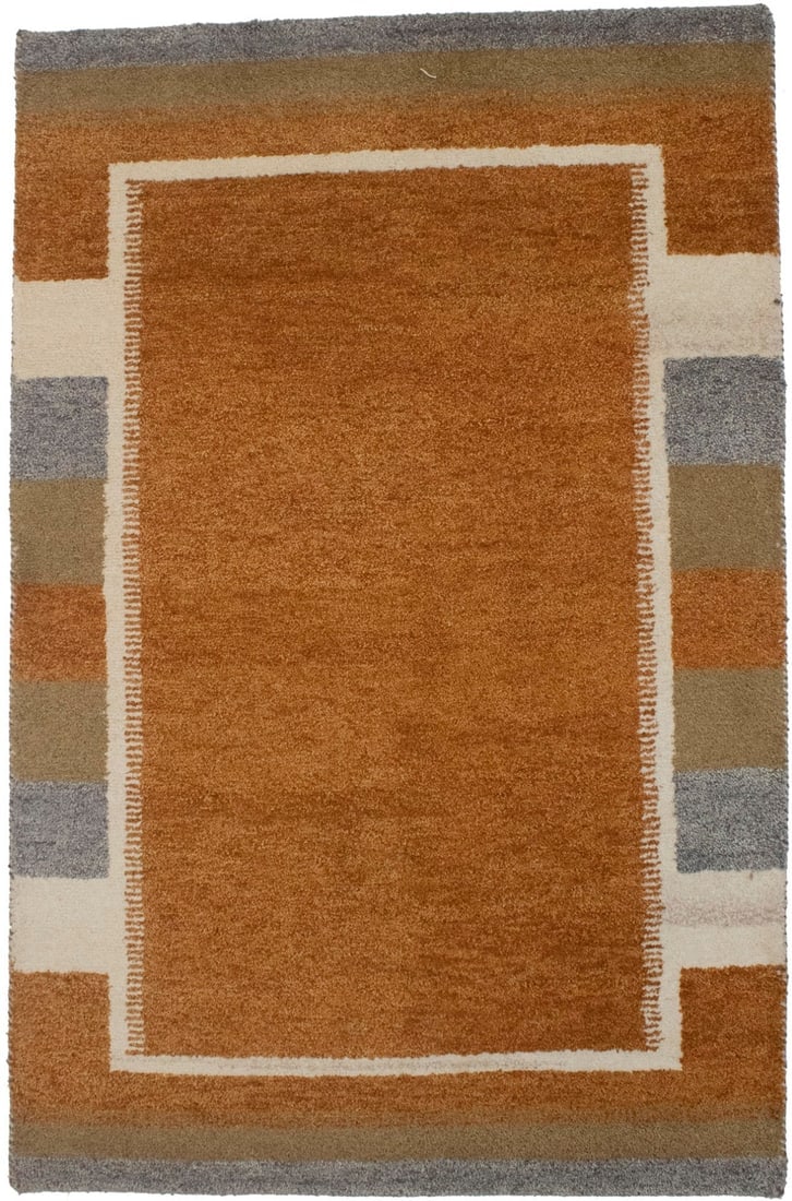 Rust Orange Tribal 4X6 Indo-Gabbeh Oriental Rug: Title:Rust Orange Tribal 4X6 Indo-Gabbeh Oriental Rug Description :Handmade 4X6 oriental rug made with vegetable dyes (fine wool pile and cotton foundation), superior knot count, and alluring ancient 
