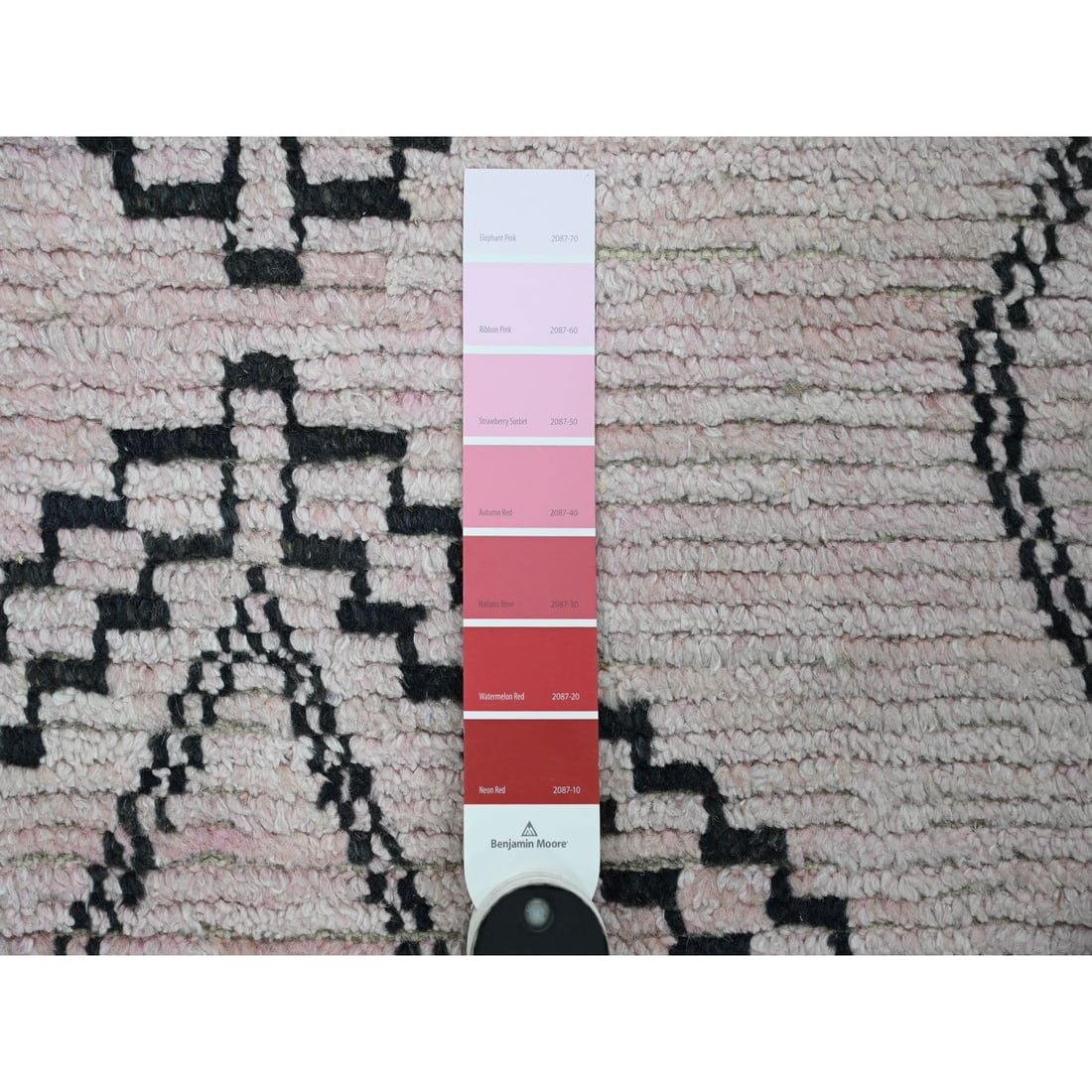 White Moroccan Weave Medallions Design Hand Knotted Wool Runner Rug - 3
