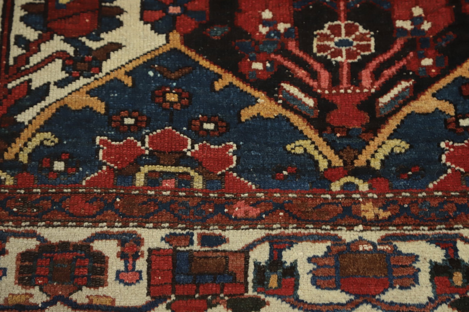 Antique Vegetable Dye Bakhtiari Persian Rug 5x6 - 10