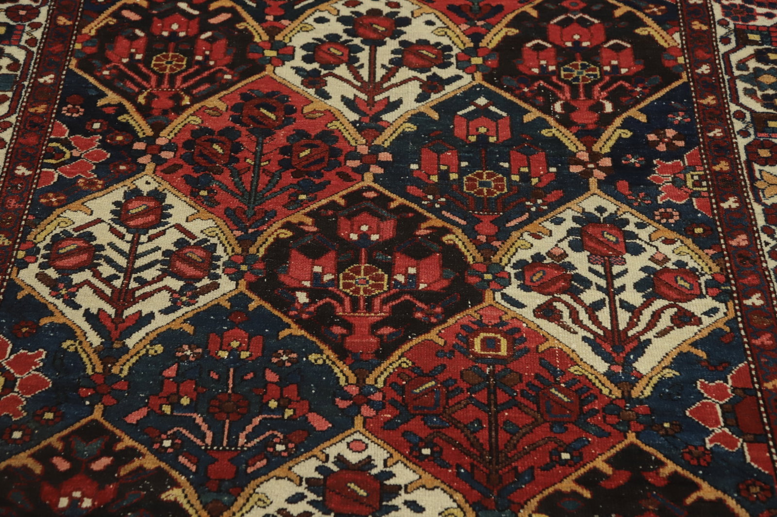 Antique Vegetable Dye Bakhtiari Persian Rug 5x6 - 5