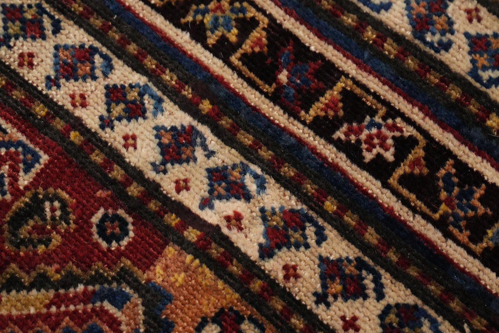 Antique Vegetable Dye Qashqai Persian Area Rug 5x9 - 10