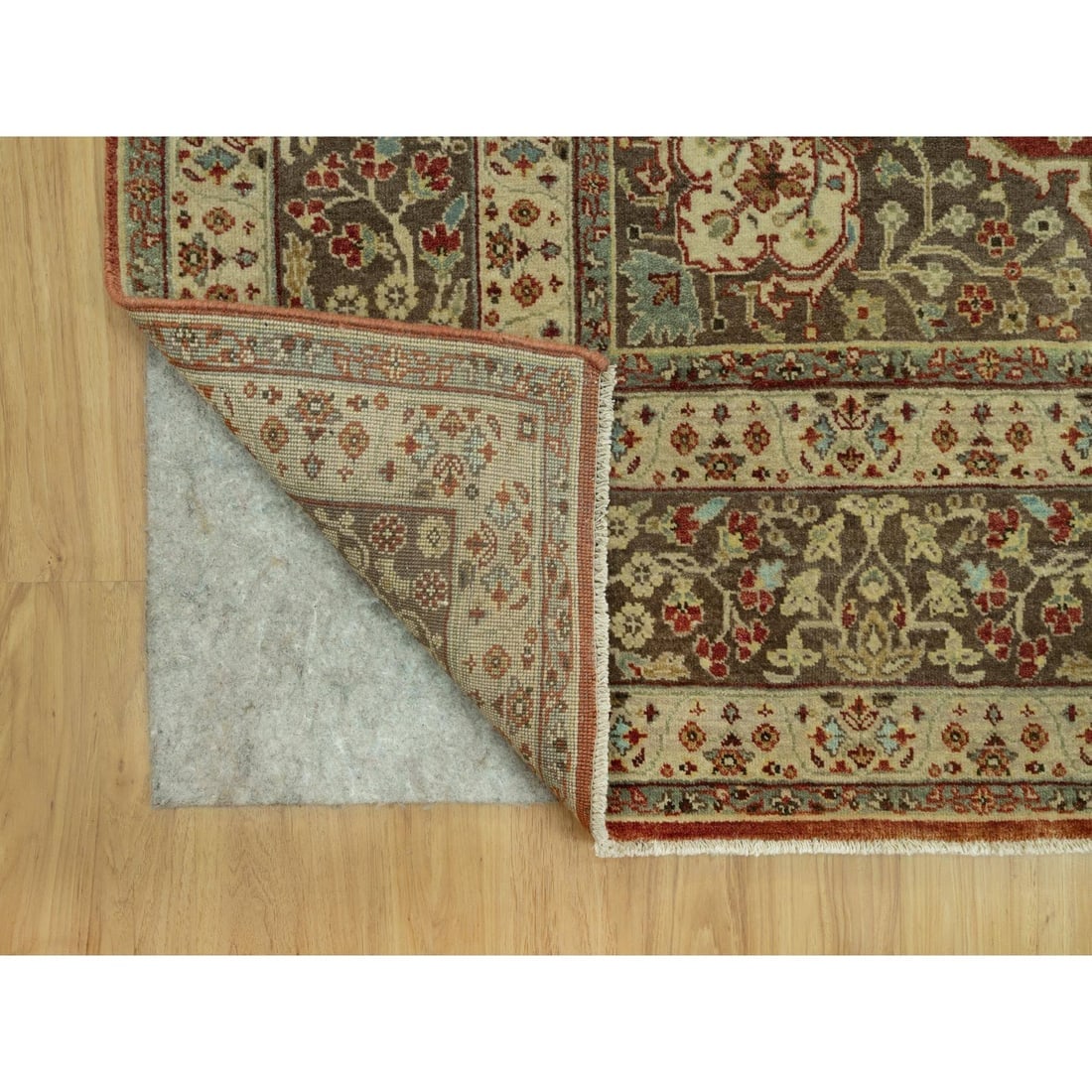 Caliente Red Antiqued Haji Jalili Design 100% Wool Hand Knotted Rug - 4