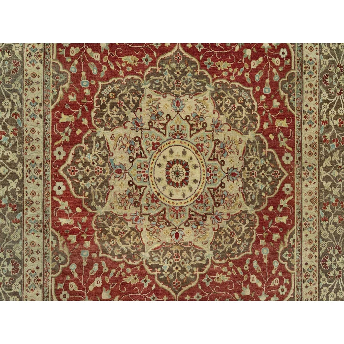 Caliente Red Antiqued Haji Jalili Design 100% Wool Hand Knotted Rug - 8